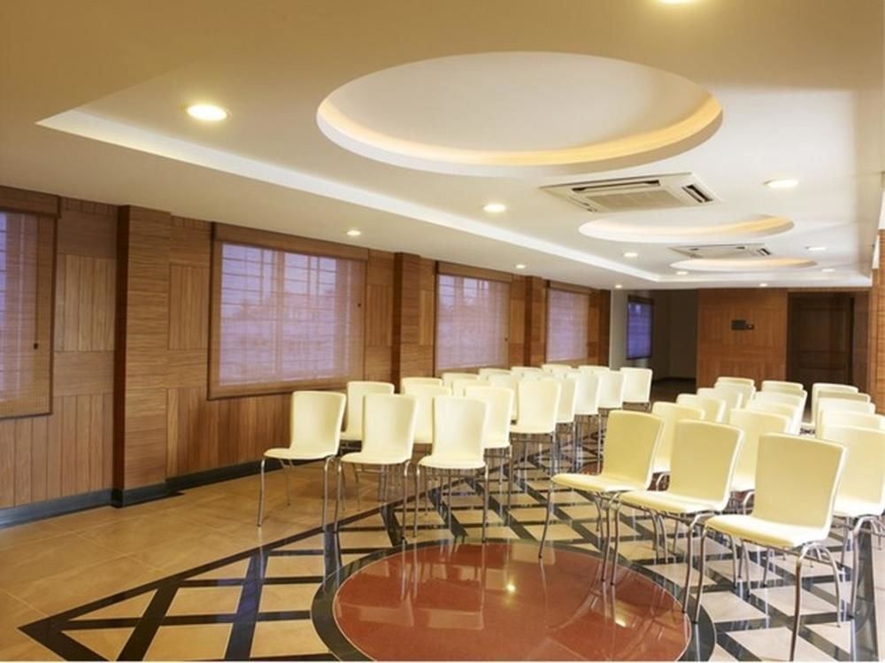 The Castello Residency Otel Coimbatore Dış mekan fotoğraf
